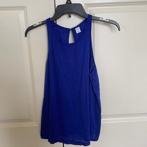 High neck lightweight blue tank.